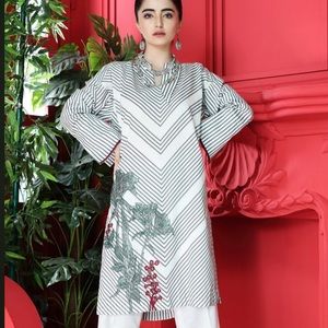 Nishat Pakistani women’s kurta NWT size large